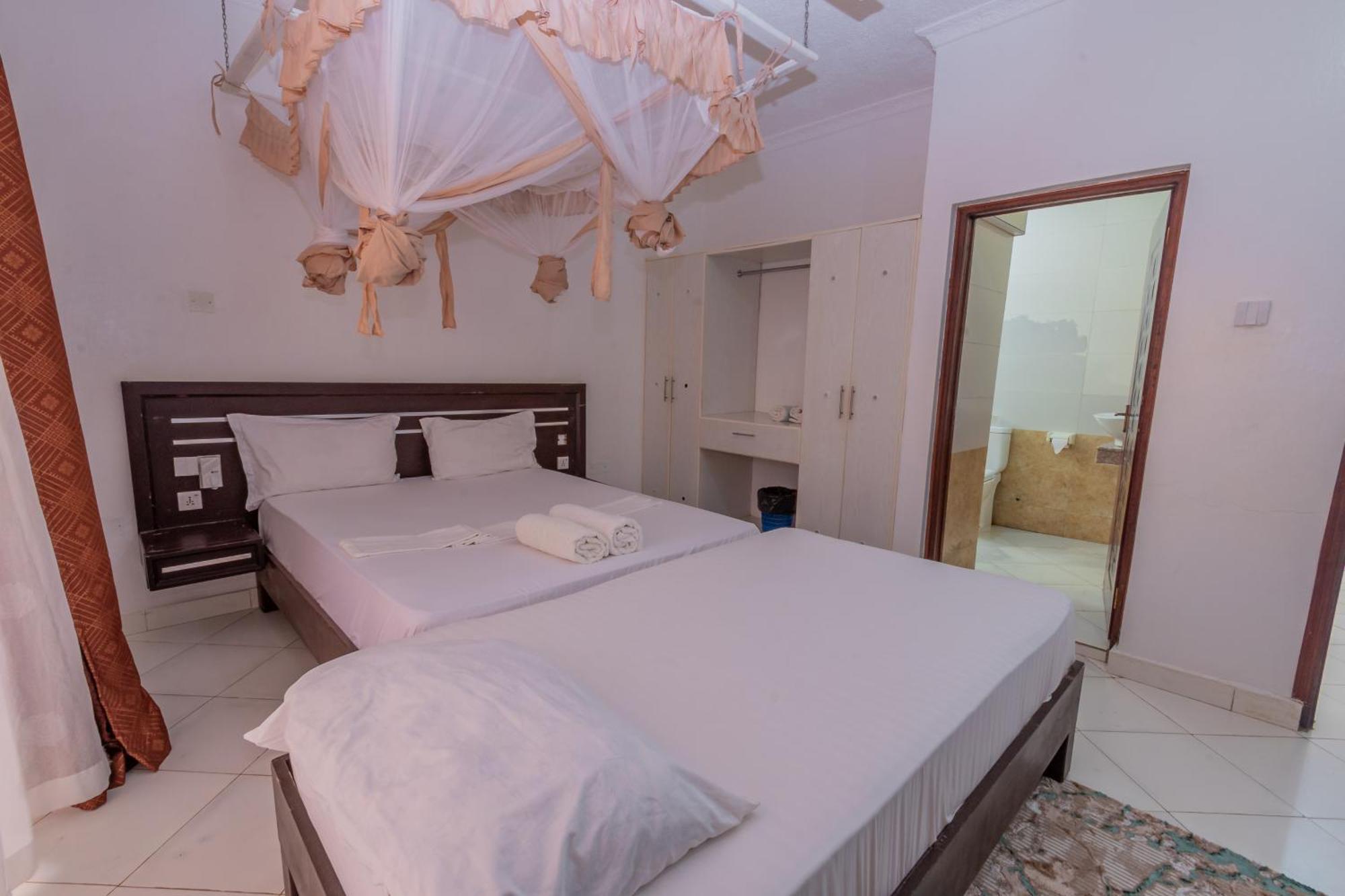 Leomilo Holidays Diani Beach Phòng bức ảnh