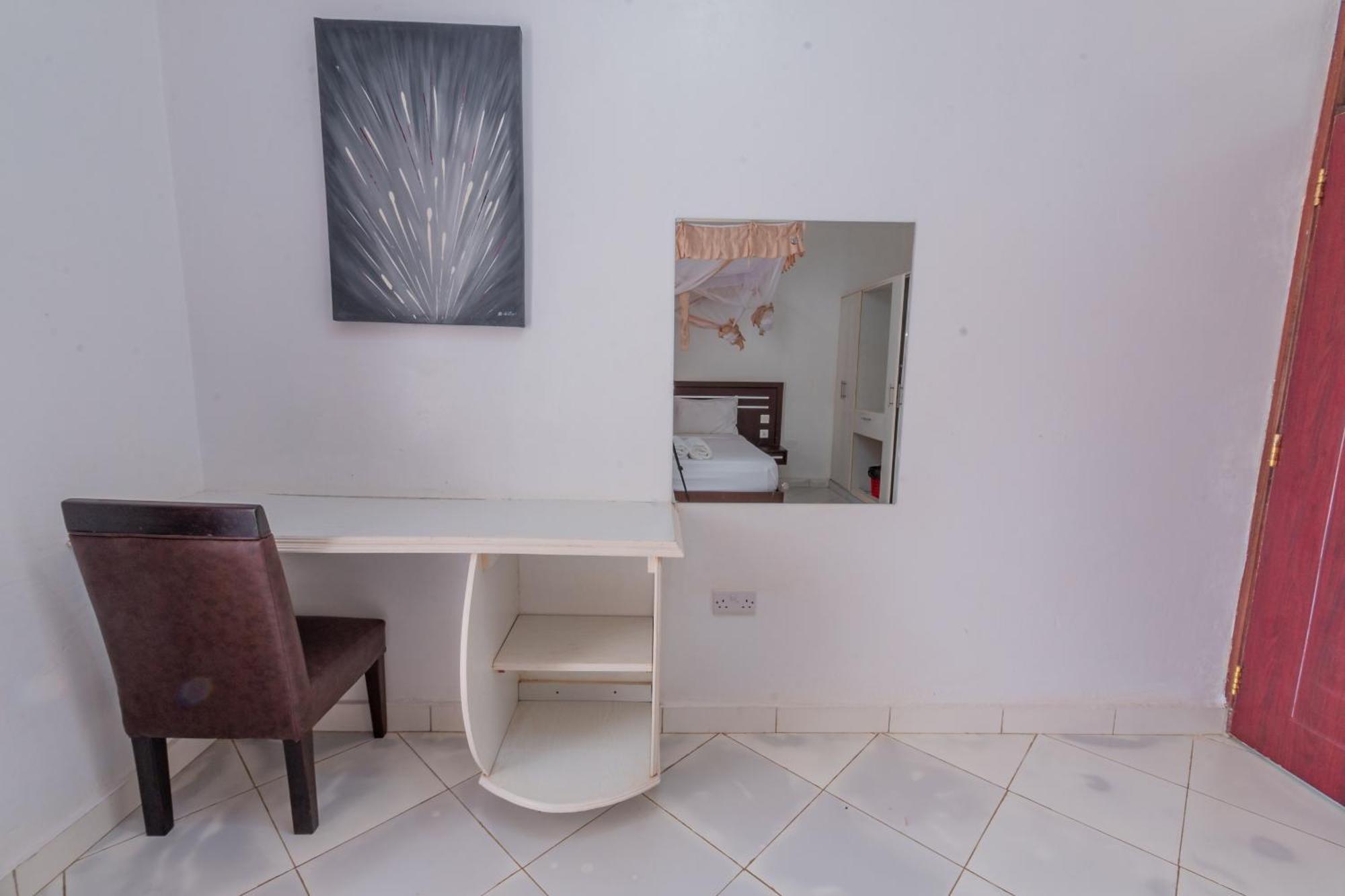 Leomilo Holidays Diani Beach Phòng bức ảnh